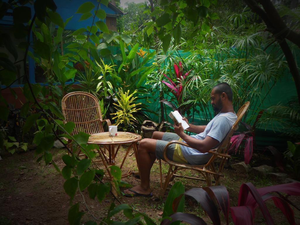 Mk Gardens Surf & Yoga House Hotel Varkala Buitenkant foto